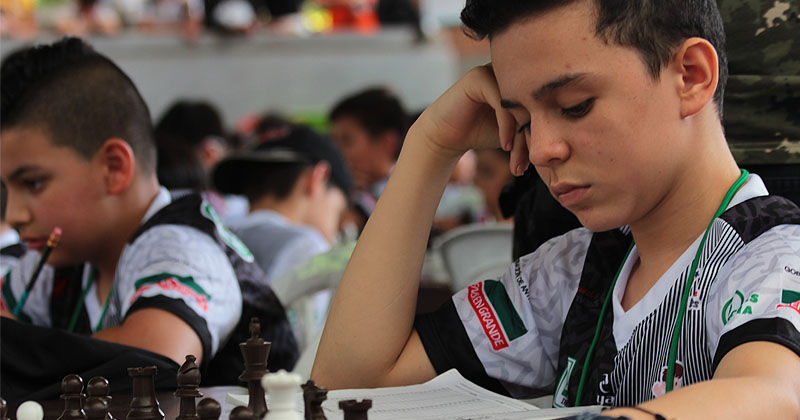 https://www.festivaldefestivales.com/wp-content/uploads/2019/01/01-Historia-de-ajedrez-de-Fray-David-Garzon-por-Estefania-Zapata.jpg