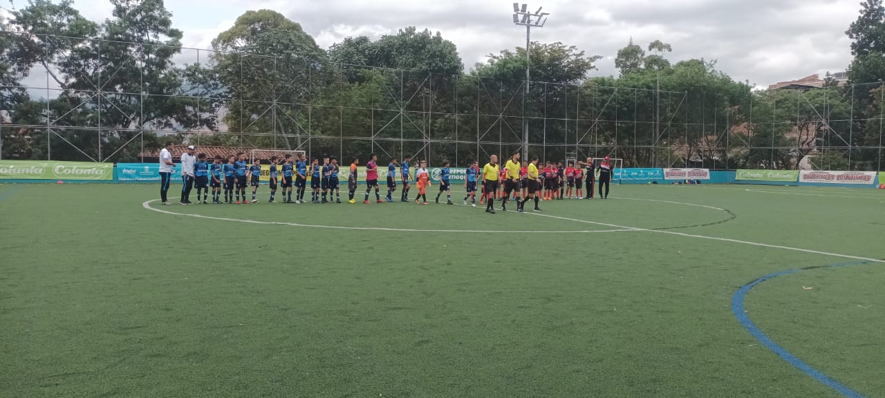manrique-las-esmeraldas-y-moravia-acogieron-el-repechaje-del-babyfútbol-colanta