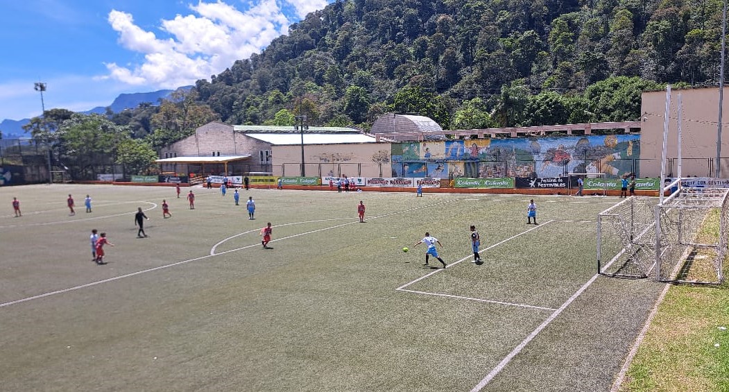 https://www.festivaldefestivales.com/wp-content/uploads/2023/06/andes-baby-futbol-colanta-2023-2024-segundo-dia.jpeg