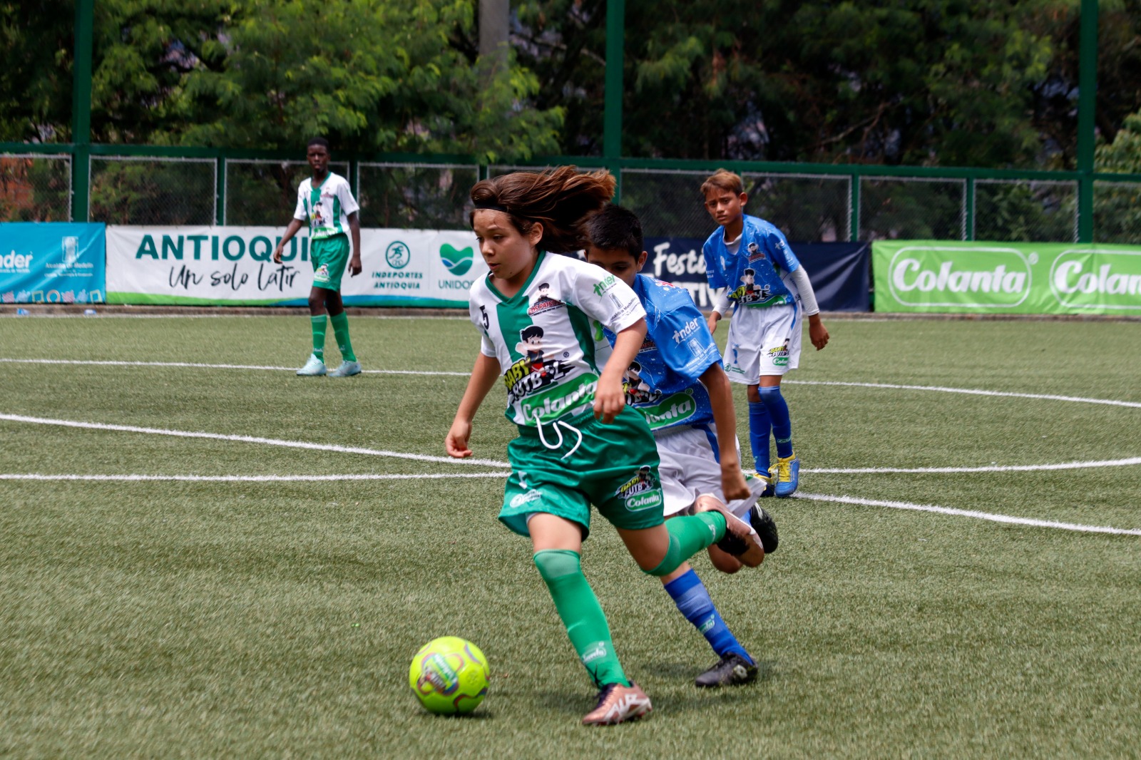 comuna-5-y12-babyfútbol-colanta