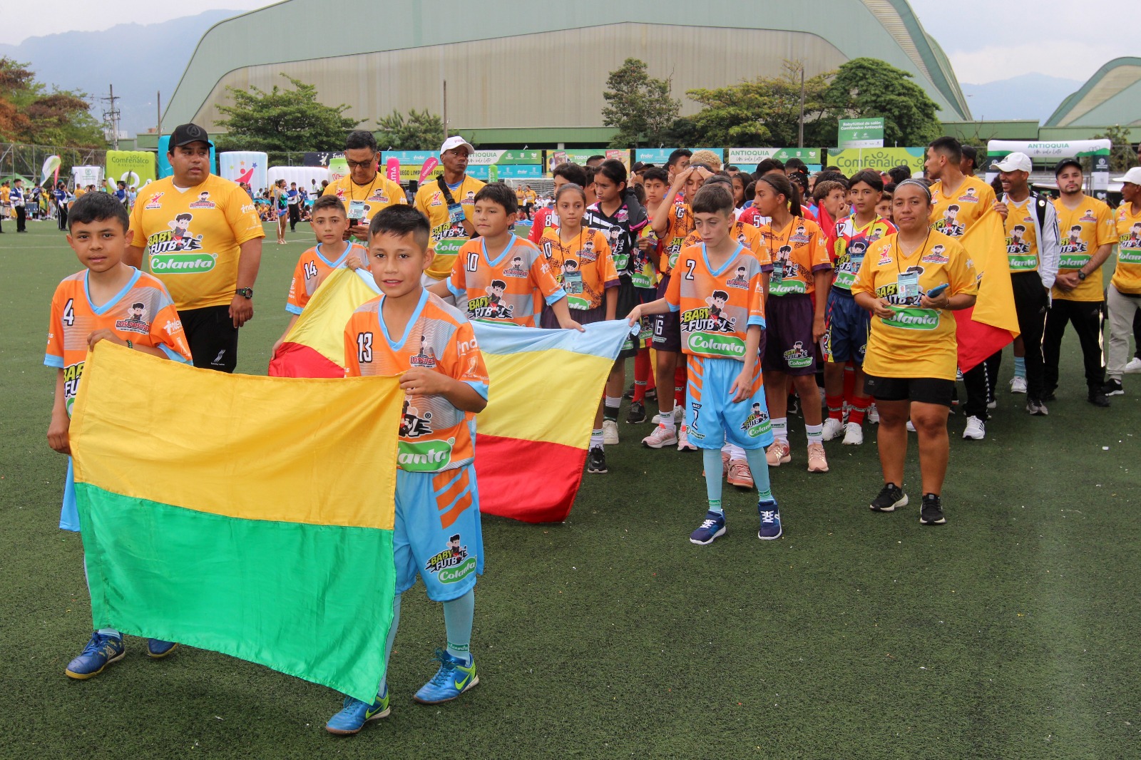 inauguracion-preselectivo-babyfútbol-colanta