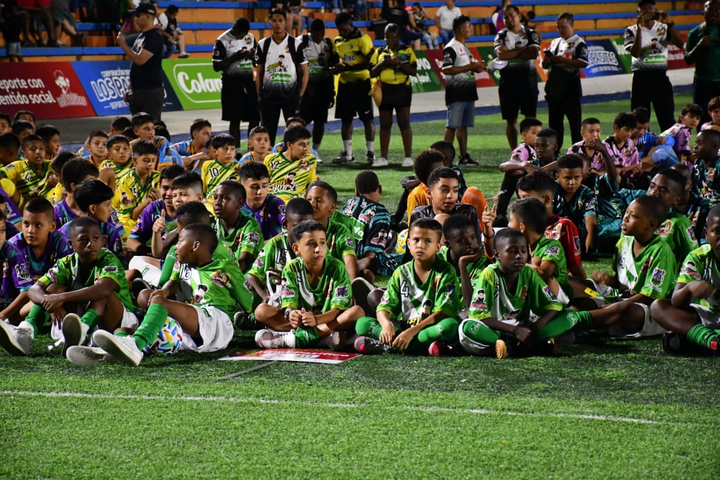 se-vive-el-babyfutbol-colanta-en-garzon-guila-2024-2025