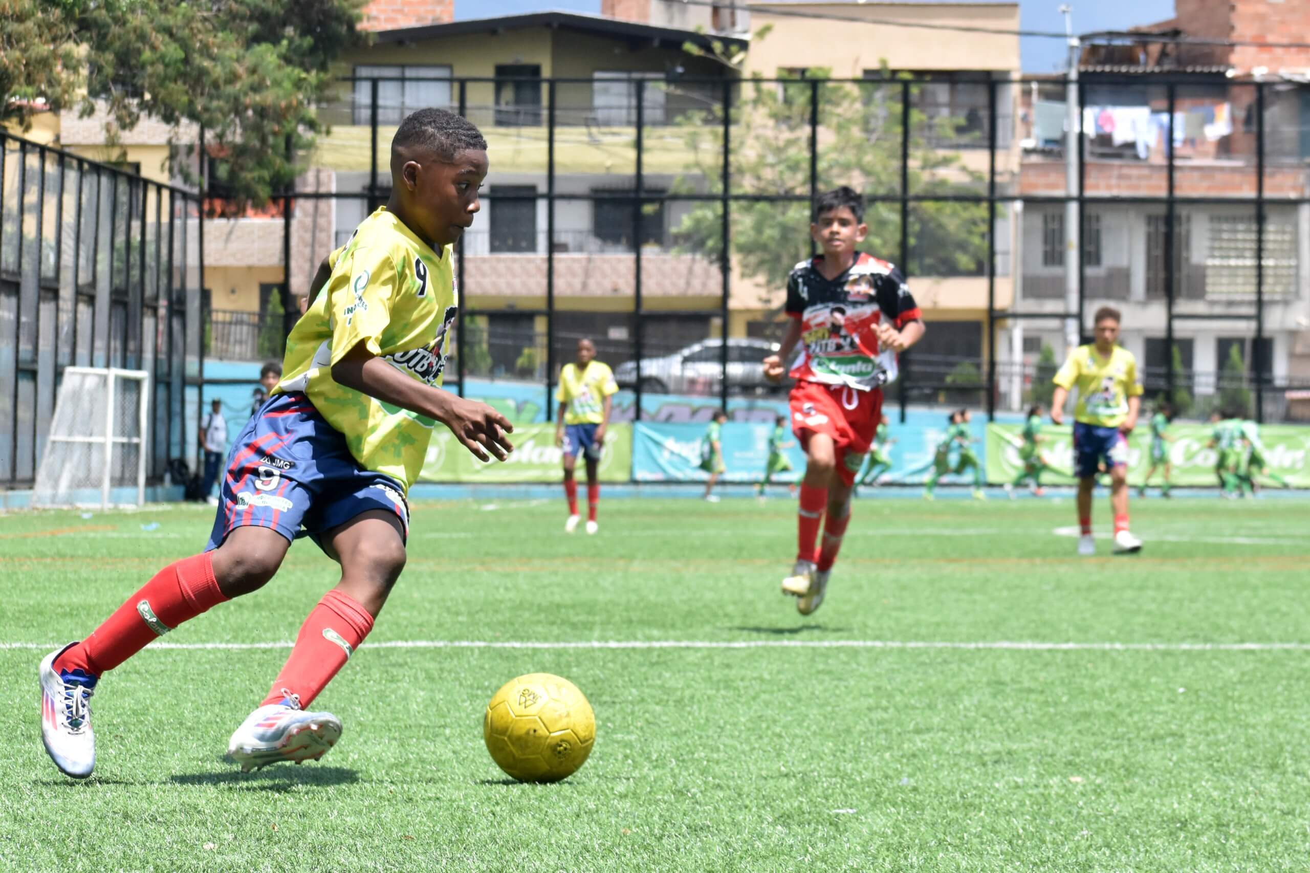 https://www.festivaldefestivales.com/wp-content/uploads/2024/10/tinajita-babyfutbol-colanta-selectivo-2025-2025.jpeg