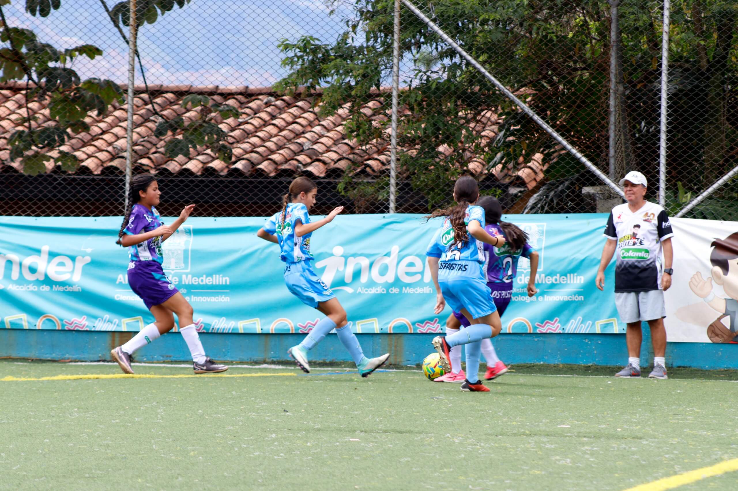 https://www.festivaldefestivales.com/wp-content/uploads/2024/11/femenino-esmeraldas-babyfutbol-colanta-2024-2025.jpeg