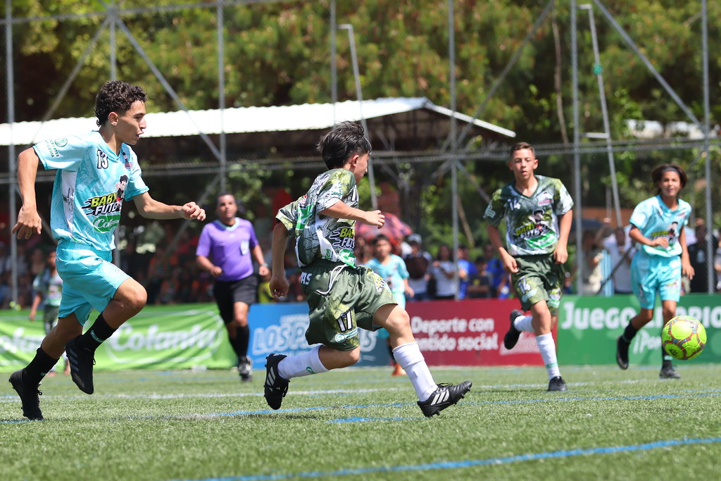 https://www.festivaldefestivales.com/wp-content/uploads/2025/05/bogota-primero-zonal-babyfutbol-colanta-2025-26.jpg