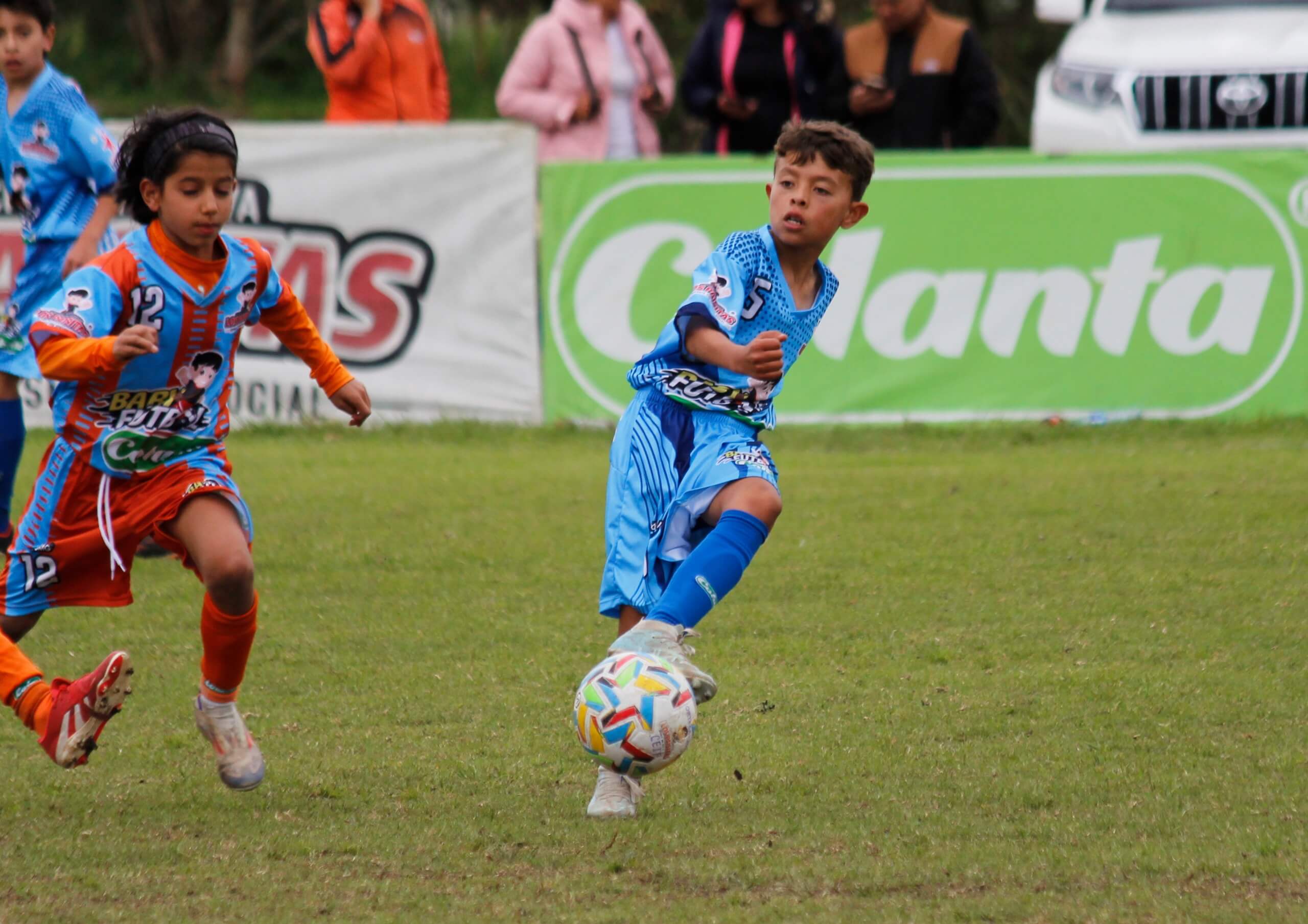 https://www.festivaldefestivales.com/wp-content/uploads/2025/06/bogota-se-acercan-octavos-de-final-2025-2026-babyfutbol-colanta.jpeg
