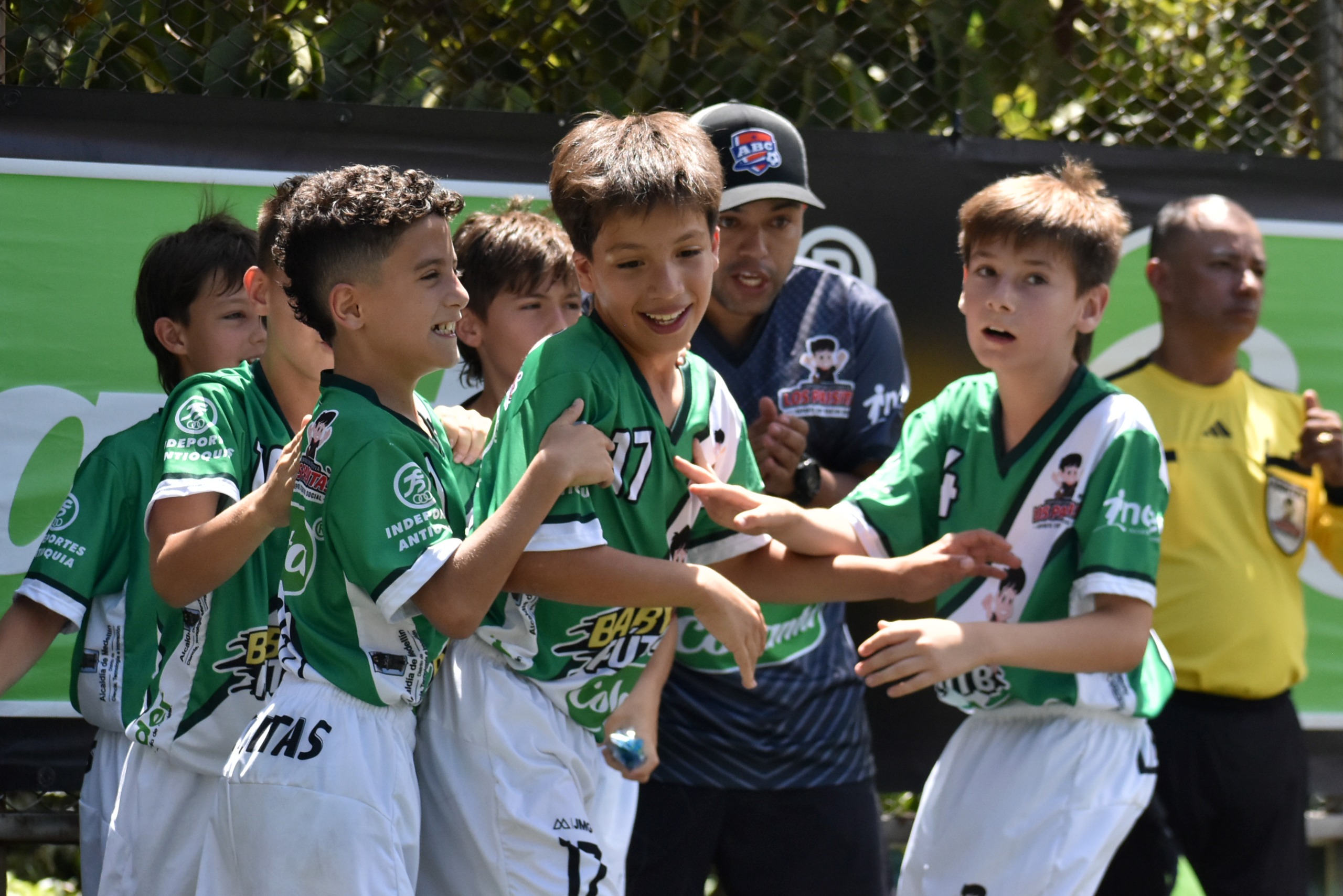 https://www.festivaldefestivales.com/wp-content/uploads/2025/07/campo-amor-san-isidro-babyfutbol-colanta-2025-2026-med.jpeg